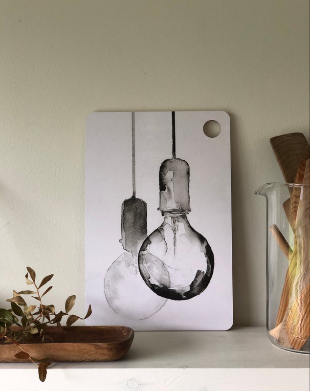 Lamppu ja sen varjo leikkuulauta 20 cm x 30 cm